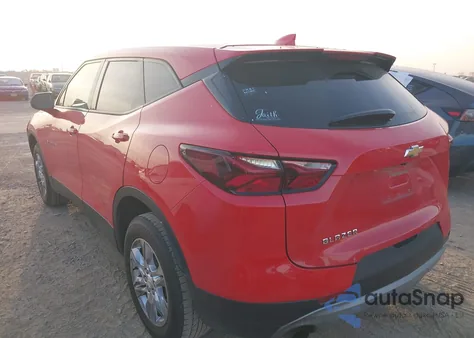 2021 Chevrolet Blazer Fwd 1Lt из США, поврежденный, VIN 3GNKBBRA2MS571862